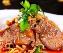 Steam Beef Slices And Triple In Chili Sauce